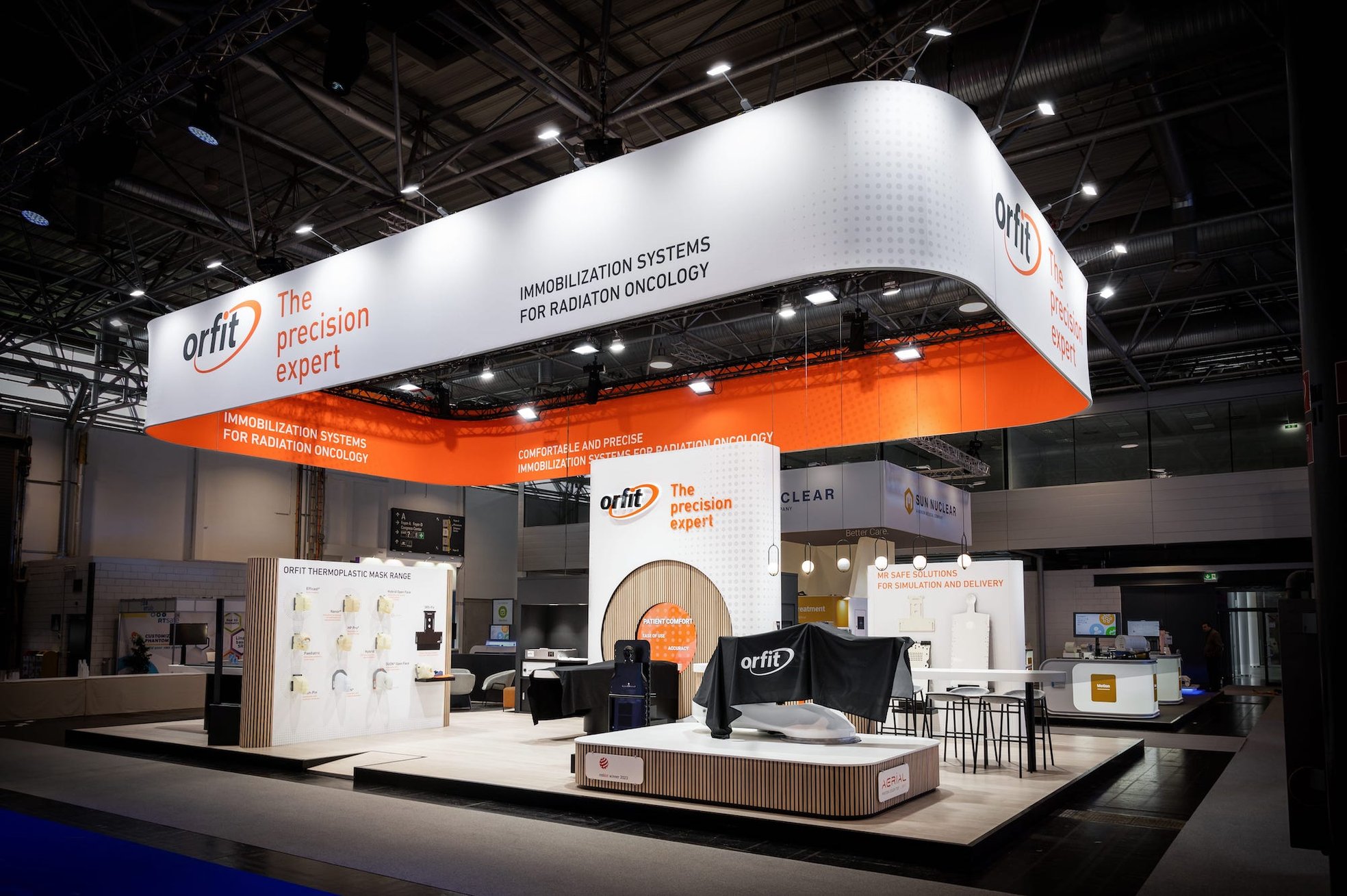 0041_Booth_Orfit_03-min