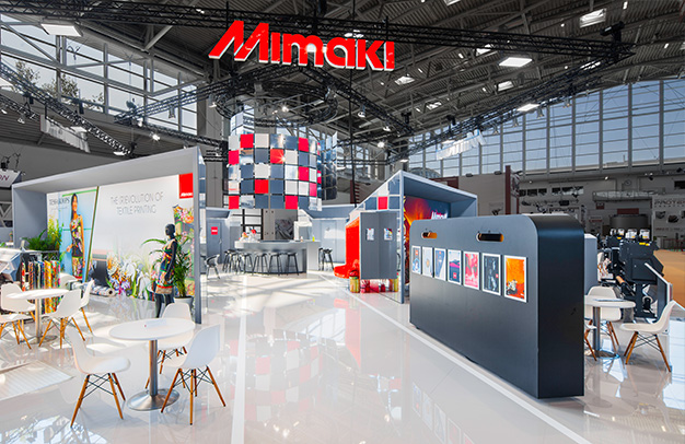 Standbouw voor Mimaki tijdens de Fespa